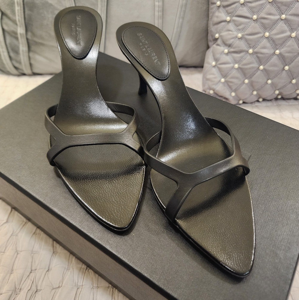 YSL Carla 60 Mule size 38 US 8 BNIB